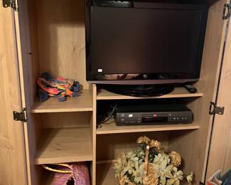 TV armoire 