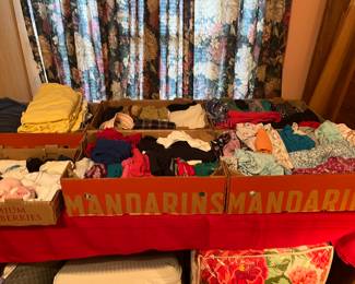 More women’s clothes 