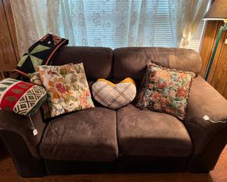 Love seat 