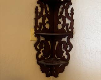 corner what not shelf