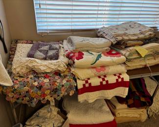 Antique Quilts 