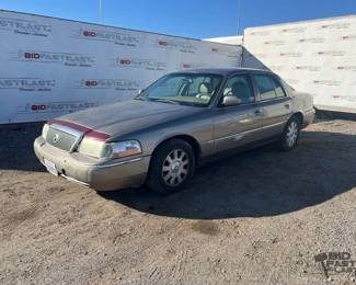 102 2005 Mercury Grand Marquis