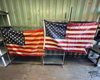 3084 2 American Flags