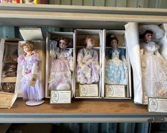 3066 6 Porcelain Dolls with COA