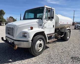 80 1999 Freightliner FL70 Water Truck