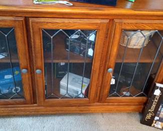 Entertainment center