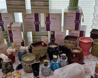Lots of Scentsy