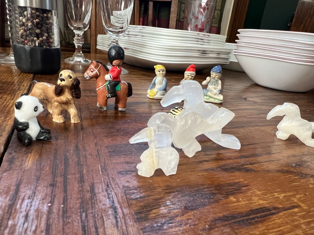 Perry township estate sale in indianapolis in starts on 2 28 2025