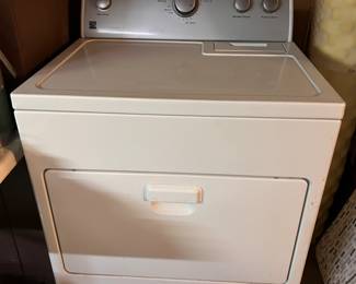 Kenmore electric dryer, works great , 9YO