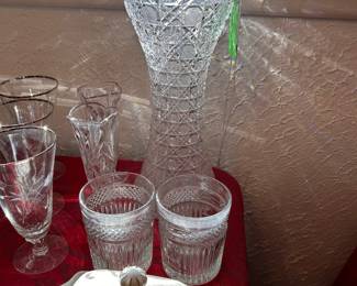 American Brilliant hourglass crystal vase, STUNNING