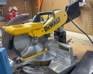 DeWalt chop saw 