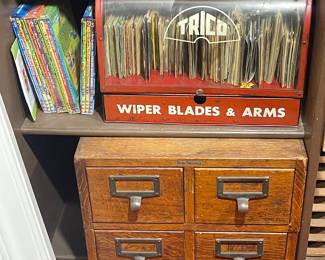 Trico wiper blade display and wooden drawers 