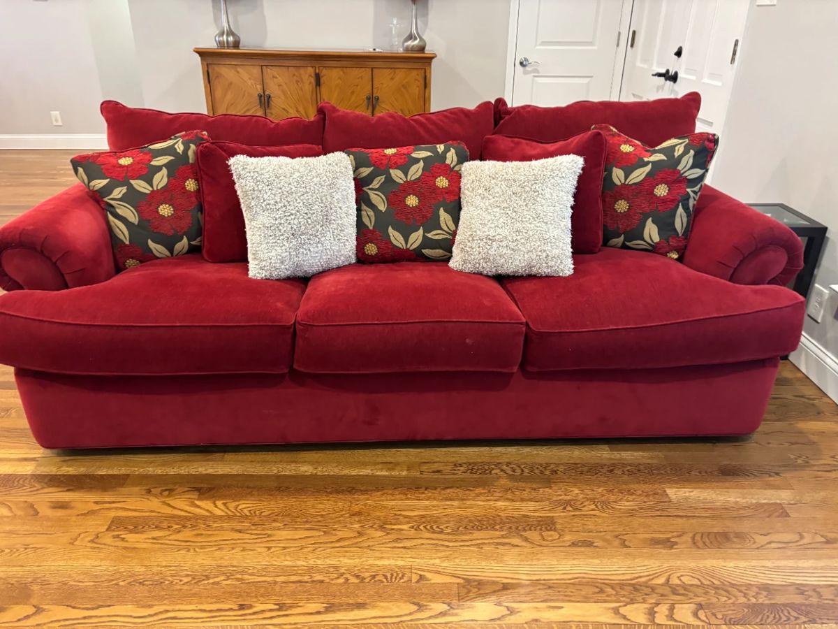 RED SOFA BY THOMASVILLE IN VERY NICE CONDITION WITH MATCHING CHAIR AND OTTOMAN