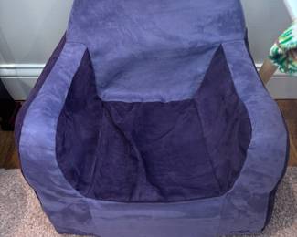 YOUTH CHAIR