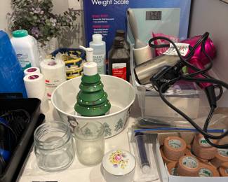 BATH ITEMS