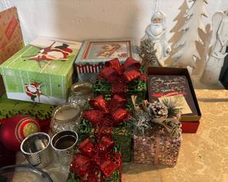 CHRISTMAS DECOR