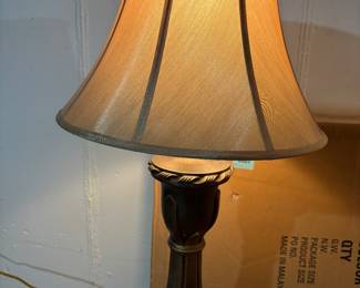 PAIR OF LAMPS