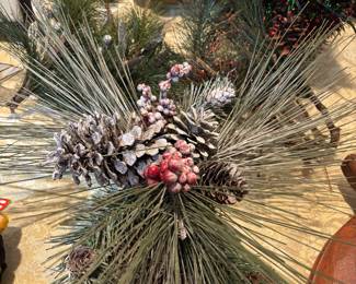 CHRISTMAS DECOR