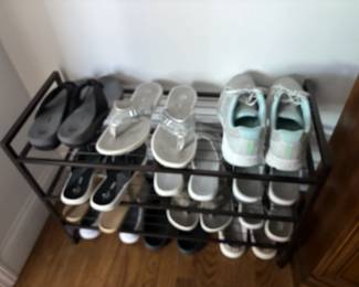 SHOE RACK, WOMEN'S SHOES