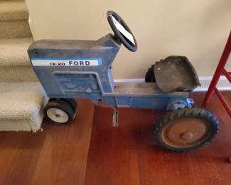 Vintage Ford Childs Tractor!