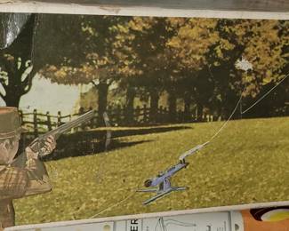 Clay target thrower