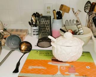Cooking and baking necessities 