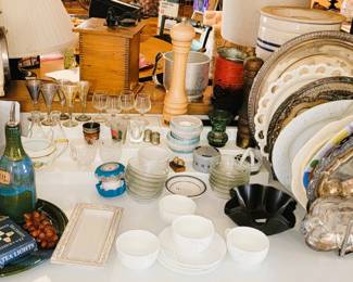 Serving and entertaining kitchen 