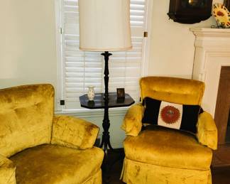 Retro armchair set