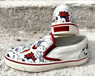 SOLD Gucci Women's boat shoes - size 37.5 (looks like they have never been worn!!)