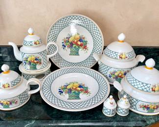 SOLD - Villeroy and Boch teapot and warmer (3 pieces); - teapot; $140 - soup tureen large, - soup tureen.  Incredibly large set of Villeroy and Boch set!!  106 pieces total!  Come shop the sale!!!