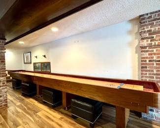 $5500 - Shuffleboard "St. Louis Shuffleboard Co." *Sells new for $8000-10,000* - 264x31x33.5 (1 piece long board)