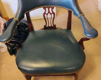 Vintage chair like new