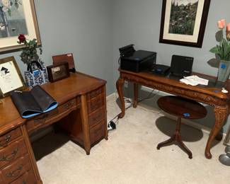Beautiful wood desk, long table, and side table. Frames galore! Beautiful landscape photograph, working printer! Faux plants! 5 lb weight set. 