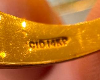 14K Plum Gold & Sapphire Ring