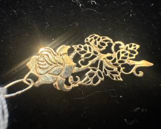 14K Gold Rose Pendant