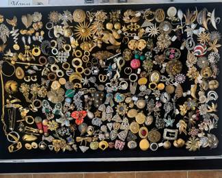 HUGE Collection of Costume Jewelry - Pins