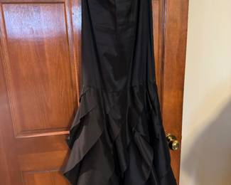 Women's Tadashi Ruffle Skirt Size 12