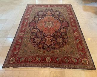 Hand-woven Tabriz Wool Persian Rug (114"L x 78"W)