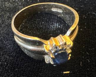 14K Plum Gold & Sapphire Ring