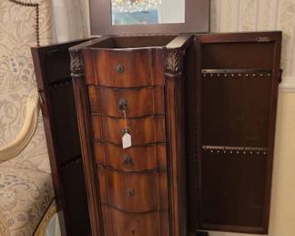 jewelry chest