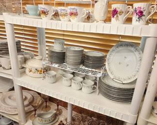 fine china, plates set