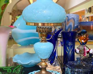 Fenton Blue Satin Glass Poppy Old Student Lamp