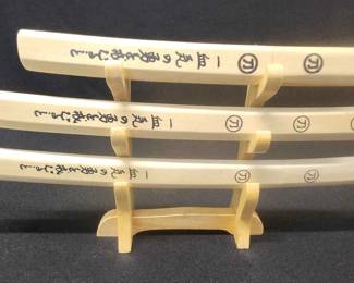SCH208 - Miniature Katana Set with Stand