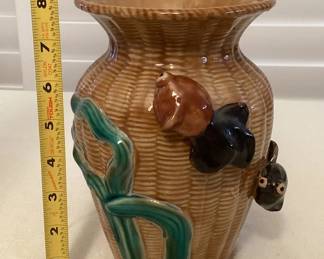 SCH111 Chinese Porcelain Vases & Head Rest
