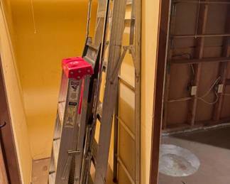 Aluminum Ladders – Werner Step Ladder & Extension Ladder +	