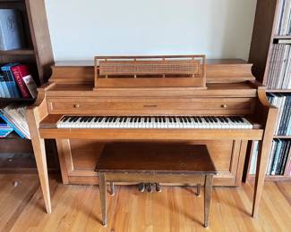 Baldwin Acrosonic Spinet Piano w/ Bench	