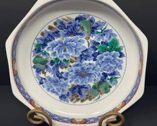 Japanese Imari Serving Dish – Octagonal Vegetable Bowl Made for Gump’s	