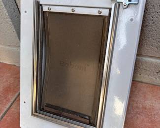 Dog door 