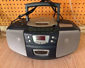Cd tape player radio