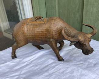 Auction Item https://www.estatesales.net/CA/Arbuckle/95912/marketplace/71590